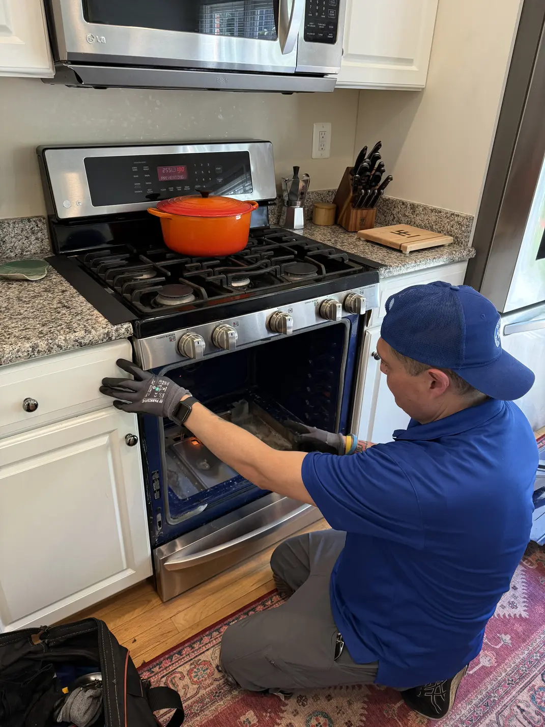 Experienced appliance repair technician in Kensington, MD