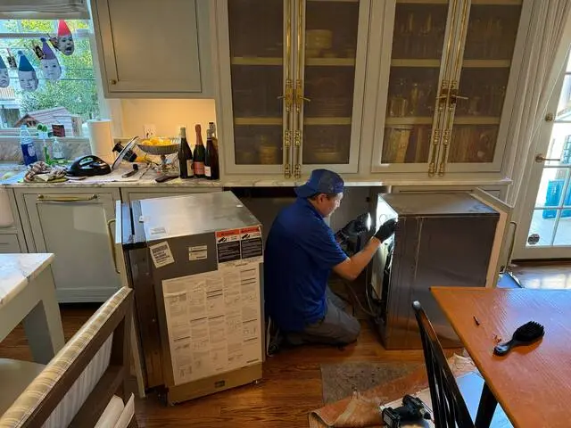Sub-Zero Appliance Repair – InterTech Professional Sub-Zero appliance servicing gallery photograph