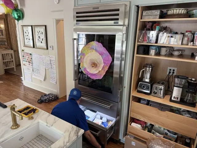 Sub-Zero Appliance Repair – InterTech Photo documentation of a Sub-Zero appliance repair project